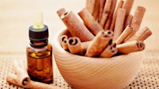 9 Powerful Essential Oils for Yeast Infection