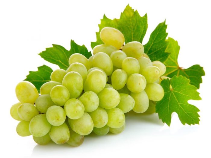 Nutritional Value of Grapes and Raspberries