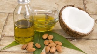 8 Best Substitutes For Coconut Oil & How To Use Them