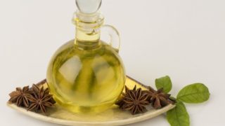 15 Best Essential Oils for Sore Throat, Cough & Congestion