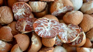9 Powerful Benefits of Betel Nuts