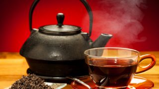 11 Research-Backed Health Benefits Of Black Tea