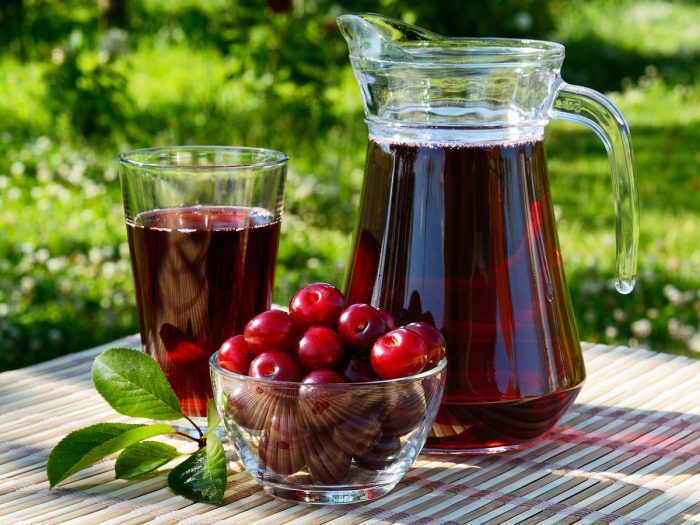 Benefits & SideEffects of Cherry Juice for Gout Organic Facts