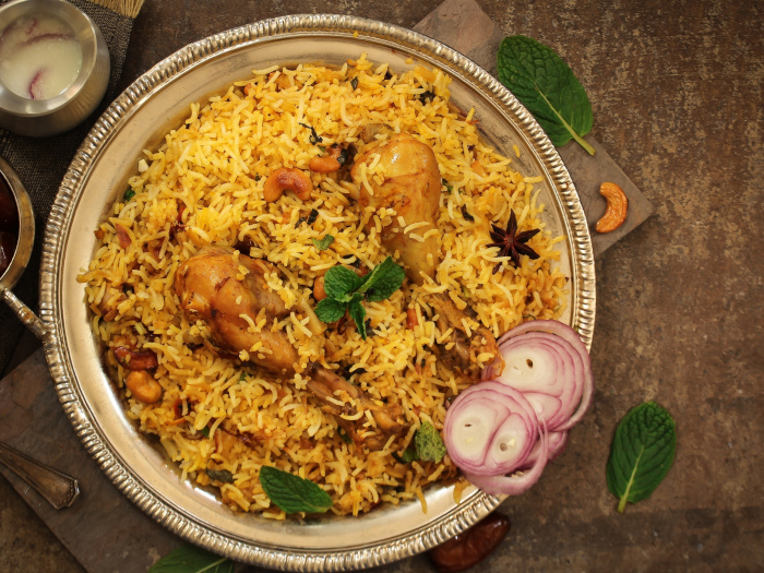 Flatline view of chicken biryani