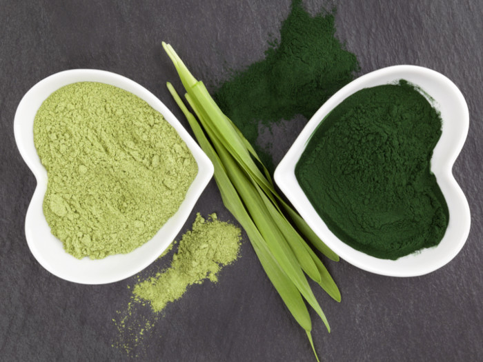 Super greens in two separate bowls