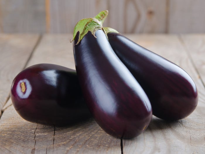10 Amazing Benefits of Eggplant Nutrition | Organic Facts

