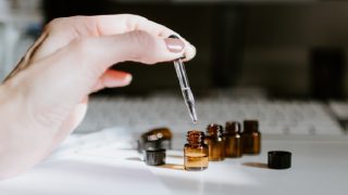 Benefits & Side Effects of Emu Oil