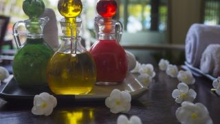 5 Essential Oils for Toothache and Oral Health