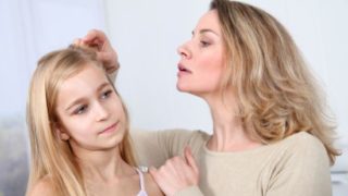 4 Surprising Benefits of Tea Tree Oil for Lice Treatment