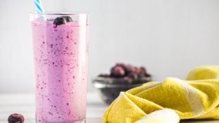 Blueberry keto smoothie