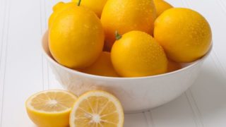 Lemons kept in a white bowl