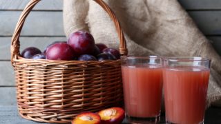 8 Surprising Benefits of Plum Juice