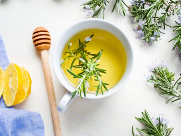 Rosemary Tea: 10 Health Benefits, How to Make & Side Effects - Tua