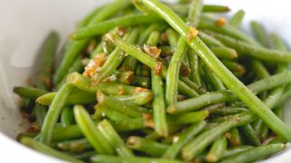 Spicy haricot vert green beans in a bowl