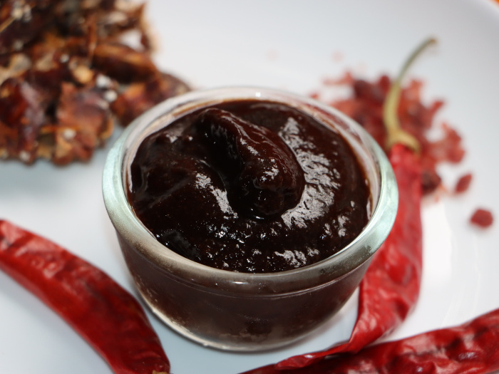 Homemade Zesty Tamarind Chutney Recipe-image