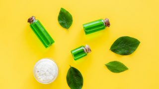 16 Amazing Uses of Tea Tree Oil