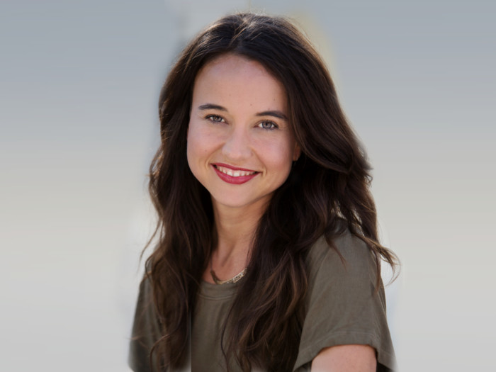 Tiffany Cruikshank, Yoga Teacher, Author, Holistic Health Practitioner, Acupuncturist, and Sports Medicine Expert