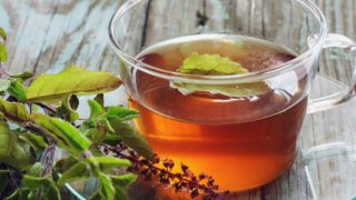 Health Benefits & Side Effects of Tulsi Tea (Holy Basil Tea)
