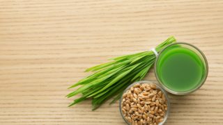 Wheatgrass Juice: Benefits, Recipe, & FAQs