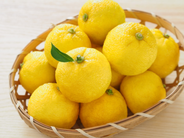 13 Surprising Benefits Of Yuzu Fruit Organic Facts